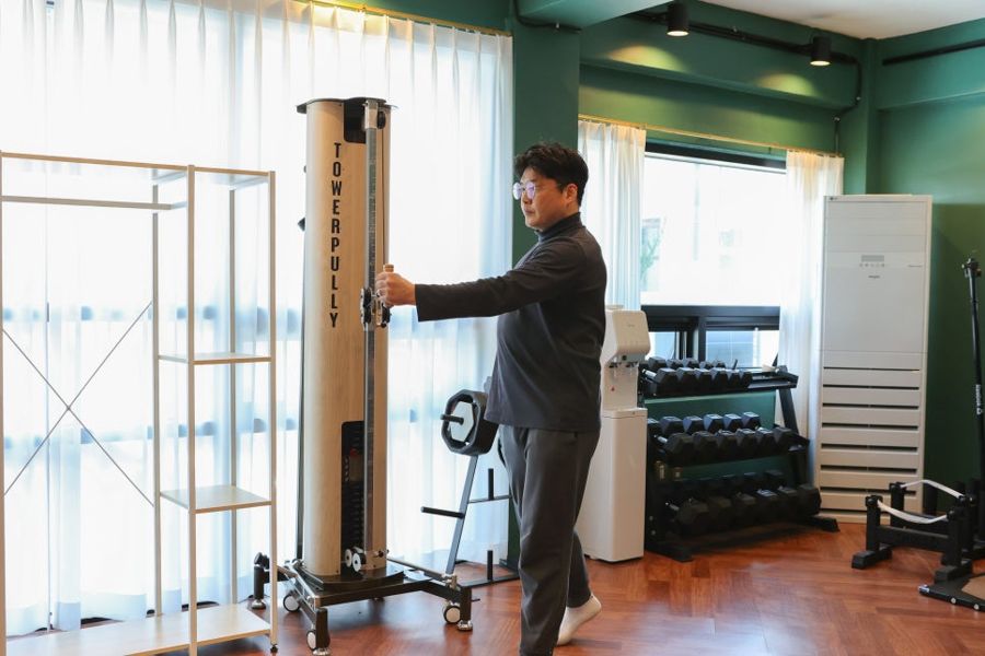 M체형교정&PT에 설치된 타워풀리