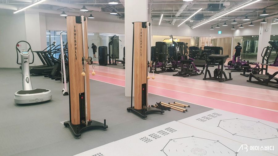 청강문화산업대학교에 설치된 타워풀리